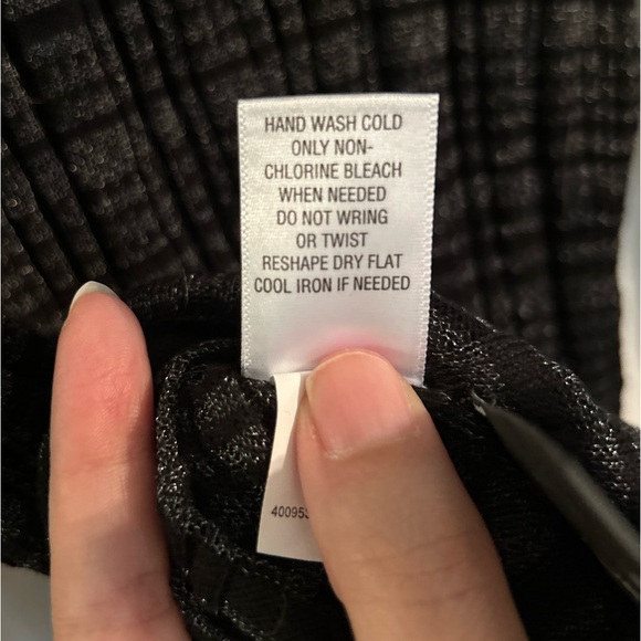 NWT Simply Vera Wang Black Metallic Sheer Cardigan, Lightweight, Women’s L - Picture 7 of 8